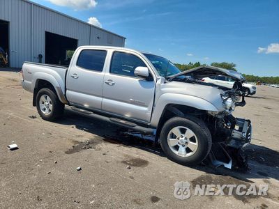Czwarte zdjęcie samochodu z boku: 2013 TOYOTA TACOMA DOUBLE CAB PRERUNNER VIN:3TMJU4GN8DM156050 - miniatura