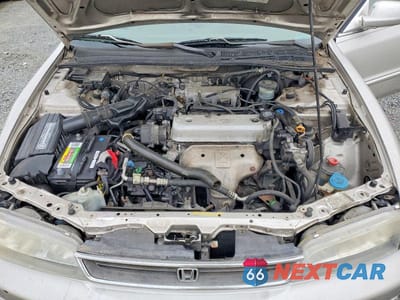 Zdjęcie 11 z 12 samochodu: 1996 HONDA ACCORD DX 25TH ANNIVERSARY VIN:1HGCD5682TA119261 - miniatura