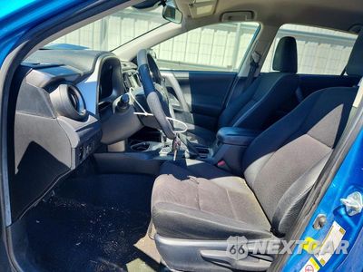 Zdjęcie 7 z 13 samochodu: 2017 TOYOTA RAV4 LE VIN:JTMZFREV2HJ124145 - miniatura