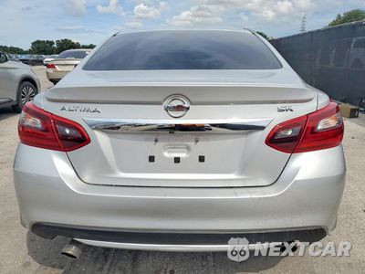 Zdjęcie 6 z 12 samochodu: 2017 NISSAN ALTIMA 2.5 SR VIN:1N4AL3AP8HC139835 - miniatura