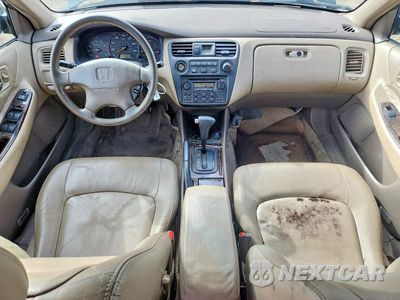 Zdjęcie 8 z 12 samochodu: 1998 HONDA ACCORD EX VIN:1HGCG5654WA162419 - miniatura
