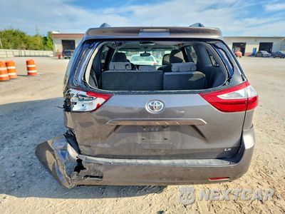 Zdjęcie 6 z 13 samochodu: 2017 TOYOTA SIENNA VIN:5TDKZ3DC2HS807469 - miniatura
