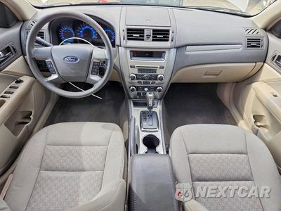 Zdjęcie 8 z 12 samochodu: 2010 FORD FUSION SE VIN:3FAHP0HA0AR381223 - miniatura
