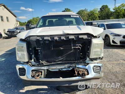 Piąte zdjęcie samochodu w środku: 2013 FORD F250 VIN:1FTBF2A65DEB60437 - miniatura