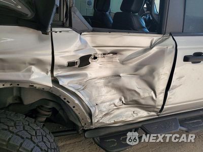 Zdjęcie 11 z 14 samochodu: 2021 FORD BRONCO BASE VIN:1FMEE5DH6MLA61356 - miniatura