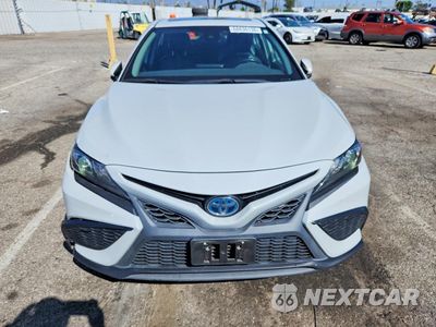 Piąte zdjęcie samochodu w środku: 2022 TOYOTA CAMRY HYBRID SE VIN:4T1S31AK3NU039893 - miniatura