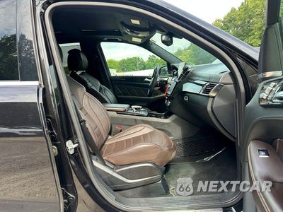 Zdjęcie 6 z 10 samochodu: 2016 MERCEDES-BENZ GLE 63 AMG-S 4MATIC VIN:4JGDA7FB0GA736632 - miniatura