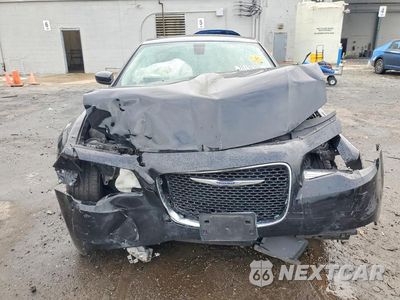 Piąte zdjęcie samochodu w środku: 2020 CHRYSLER 300 TOURING VIN:2C3CCAAG9LH158900 - miniatura