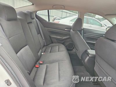Zdjęcie 10 z 12 samochodu: 2019 NISSAN ALTIMA S VIN:1N4BL4BV1KC136970 - miniatura
