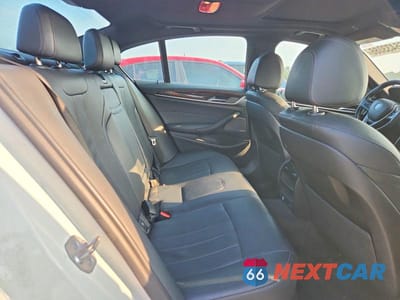 Zdjęcie 10 z 12 samochodu: 2023 BMW 530E VIN:WBA13AG05PCL88999 - miniatura