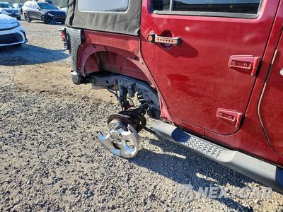 Zdjęcie 9 z 10 samochodu: 2013 JEEP WRANGLER UNLIMITED SAHARA VIN:1C4BJWEG7DL561718 - miniatura