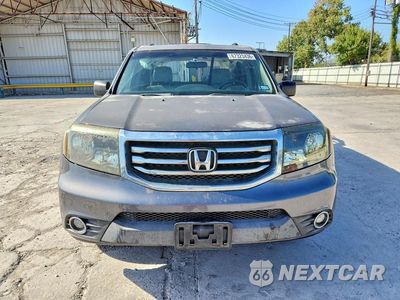 Piąte zdjęcie samochodu w środku: 2015 HONDA PILOT LX VIN:5FNYF3H23FB003266 - miniatura