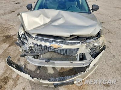Zdjęcie 11 z 12 samochodu: 2014 CHEVROLET CRUZE LS VIN:1G1PA5SG9E7240108 - miniatura