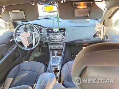 Zdjęcie 8 z 13 samochodu: 2012 CHRYSLER 200 TOURING VIN:1C3CCBBB5CN197905 - miniatura