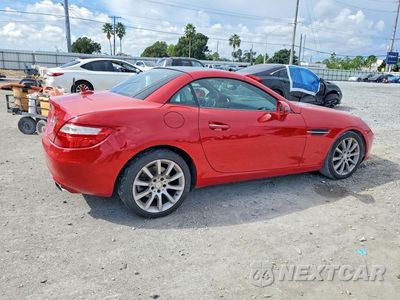 Trzecie zdjęcie samochodu z tyłu: 2016 MERCEDES-BENZ SLK 300 VIN:WDDPK3JA7GF121347 - miniatura