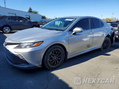 2023 TOYOTA CAMRY LE 4T1C11AK1PU756516 - główne zdjęcie licytacji z USA - miniatura