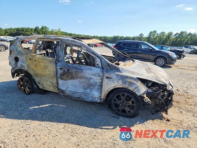 Czwarte zdjęcie samochodu z boku: 2013 FORD ESCAPE SE VIN:1FMCU0GX1DUB23708 - miniatura