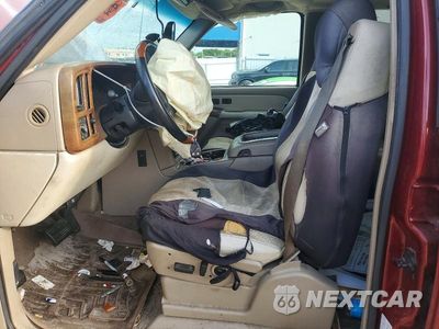 Zdjęcie 7 z 13 samochodu: 2003 CHEVROLET SUBURBAN C1500 VIN:1GNEC16Z03J184175 - miniatura