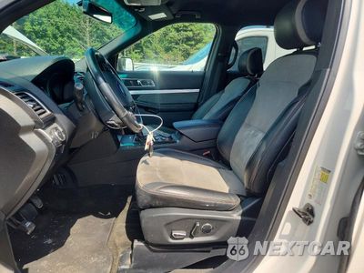 Zdjęcie 7 z 14 samochodu: 2017 FORD EXPLORER XLT VIN:1FM5K8D89HGB68250 - miniatura