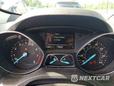 Zdjęcie 9 z 13 samochodu: 2019 FORD ESCAPE SE VIN:1FMCU9GD9KUA28403 - miniatura