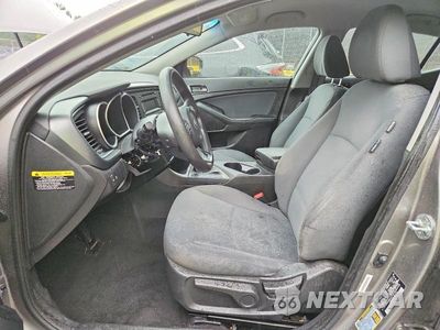 Zdjęcie 7 z 12 samochodu: 2015 KIA OPTIMA LX VIN:5XXGM4A73FG384448 - miniatura