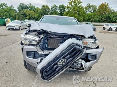 Piąte zdjęcie samochodu w środku: 2020 TOYOTA TACOMA SR V6 VIN:3TMCZ5AN1LM345677 - miniatura