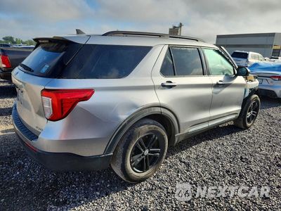 Trzecie zdjęcie samochodu z tyłu: 2021 FORD EXPLORER XLT VIN:1FMSK8DH5MGB78111 - miniatura