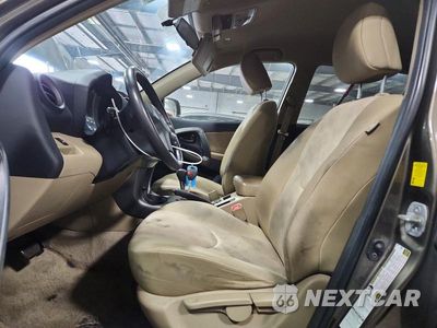 Zdjęcie 7 z 13 samochodu: 2010 TOYOTA RAV4 BASE VIN:2T3BK4DV8AW019098 - miniatura