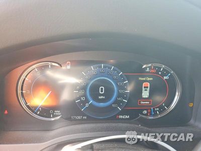 Zdjęcie 9 z 13 samochodu: 2016 CADILLAC ESCALADE LUXURY VIN:1GYS4BKJ9GR181324 - miniatura