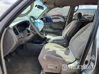 Zdjęcie 7 z 13 samochodu: 2002 TOYOTA SEQUOIA VIN:5TDBT44A52S087842 - miniatura