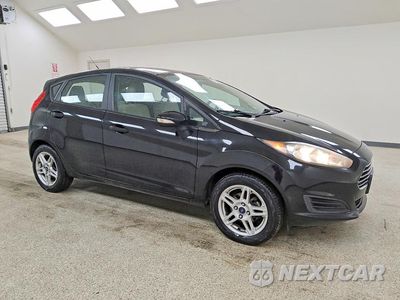 Czwarte zdjęcie samochodu z boku: 2018 FORD FIESTA SE VIN:3FADP4EJ8JM107808 - miniatura