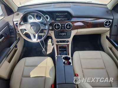 Zdjęcie 8 z 12 samochodu: 2015 MERCEDES-BENZ GLK 350 4MATIC VIN:WDCGG8JB5FG343826 - miniatura