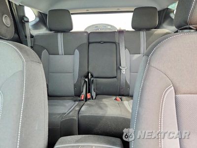 Zdjęcie 10 z 14 samochodu: 2026 CHEVROLET BLAZER 2LT VIN:3GNKBCR40TS146381 - miniatura