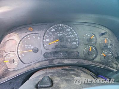 Zdjęcie 9 z 12 samochodu: 2005 CHEVROLET SILVERADO K2500 HEAVY DUTY VIN:1GCHK23U95F965483 - miniatura