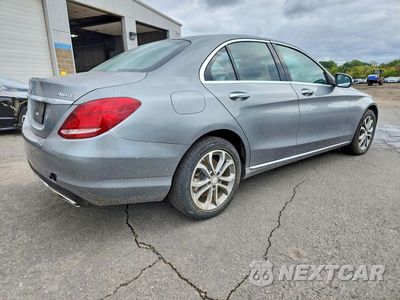 Trzecie zdjęcie samochodu z tyłu: 2015 MERCEDES-BENZ C 300 4MATIC VIN:55SWF4KB9FU032470 - miniatura