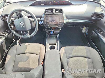 Zdjęcie 8 z 12 samochodu: 2019 TOYOTA PRIUS LE VIN:JTDKARFU0K3097898 - miniatura