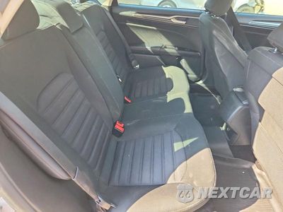 Zdjęcie 10 z 13 samochodu: 2017 FORD FUSION S VIN:3FA6P0G72HR391839 - miniatura