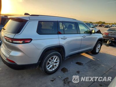 Trzecie zdjęcie samochodu z tyłu: 2023 JEEP GRAND CHEROKEE LAREDO VIN:1C4RJKAG9P8824179 - miniatura