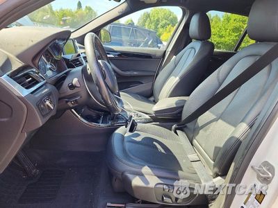 Zdjęcie 7 z 12 samochodu: 2016 BMW X1 XDRIVE28I VIN:WBXHT3C32GP888675 - miniatura