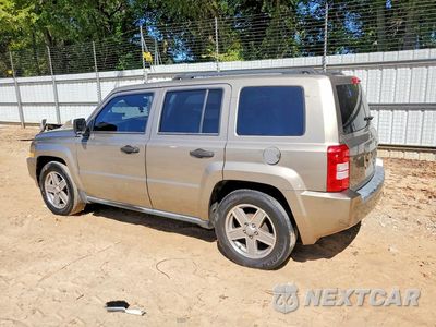 Drugie zdjęcie samochodu z przodu: 2008 JEEP PATRIOT SPORT VIN:1J8FT28W18D714125 - miniatura