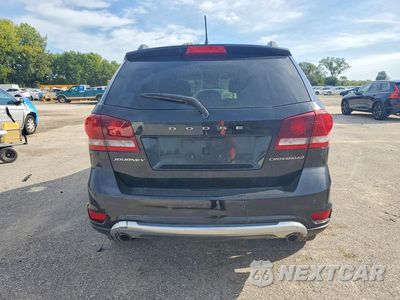 Zdjęcie 6 z 13 samochodu: 2017 DODGE JOURNEY CROSSROAD VIN:3C4PDCGG6HT563334 - miniatura
