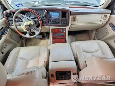 Zdjęcie 8 z 13 samochodu: 2006 CADILLAC ESCALADE ESV VIN:3GYFK66N96G222819 - miniatura