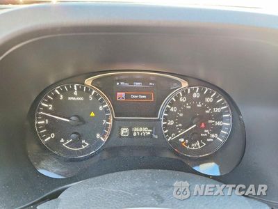 Zdjęcie 9 z 13 samochodu: 2014 NISSAN PATHFINDER S VIN:5N1AR2MM5EC718695 - miniatura