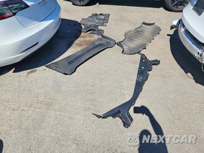 Zdjęcie 12 z 13 samochodu: 2023 TESLA MODEL Y VIN:7SAYGDEE5PA055145 - miniatura