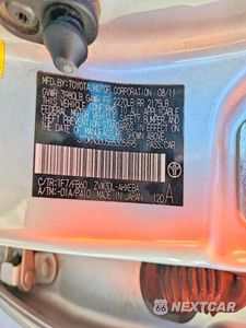 Zdjęcie 14 z 14 samochodu: 2011 TOYOTA PRIUS THREE VIN:JTDKN3DU5B5305895 - miniatura