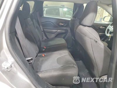 Zdjęcie 11 z 14 samochodu: 2019 JEEP CHEROKEE LATITUDE VIN:1C4PJLCB5KD123217 - miniatura
