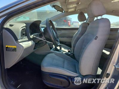 Zdjęcie 7 z 12 samochodu: 2017 HYUNDAI ELANTRA SE VIN:5NPD84LF9HH187920 - miniatura