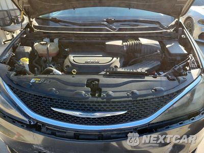 Zdjęcie 12 z 13 samochodu: 2017 CHRYSLER PACIFICA TOURING VIN:2C4RC1DG7HR516112 - miniatura