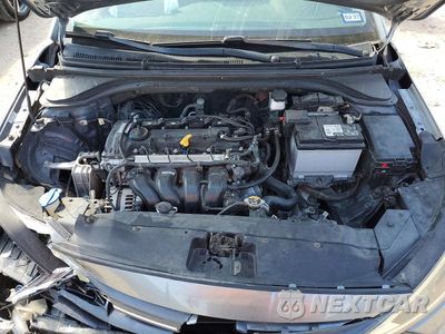 Zdjęcie 11 z 12 samochodu: 2019 HYUNDAI ELANTRA SE VIN:KMHD74LF7KU794572 - miniatura