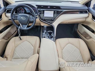 Zdjęcie 8 z 13 samochodu: 2018 TOYOTA CAMRY XLE VIN:4T1B11HK2JU038966 - miniatura